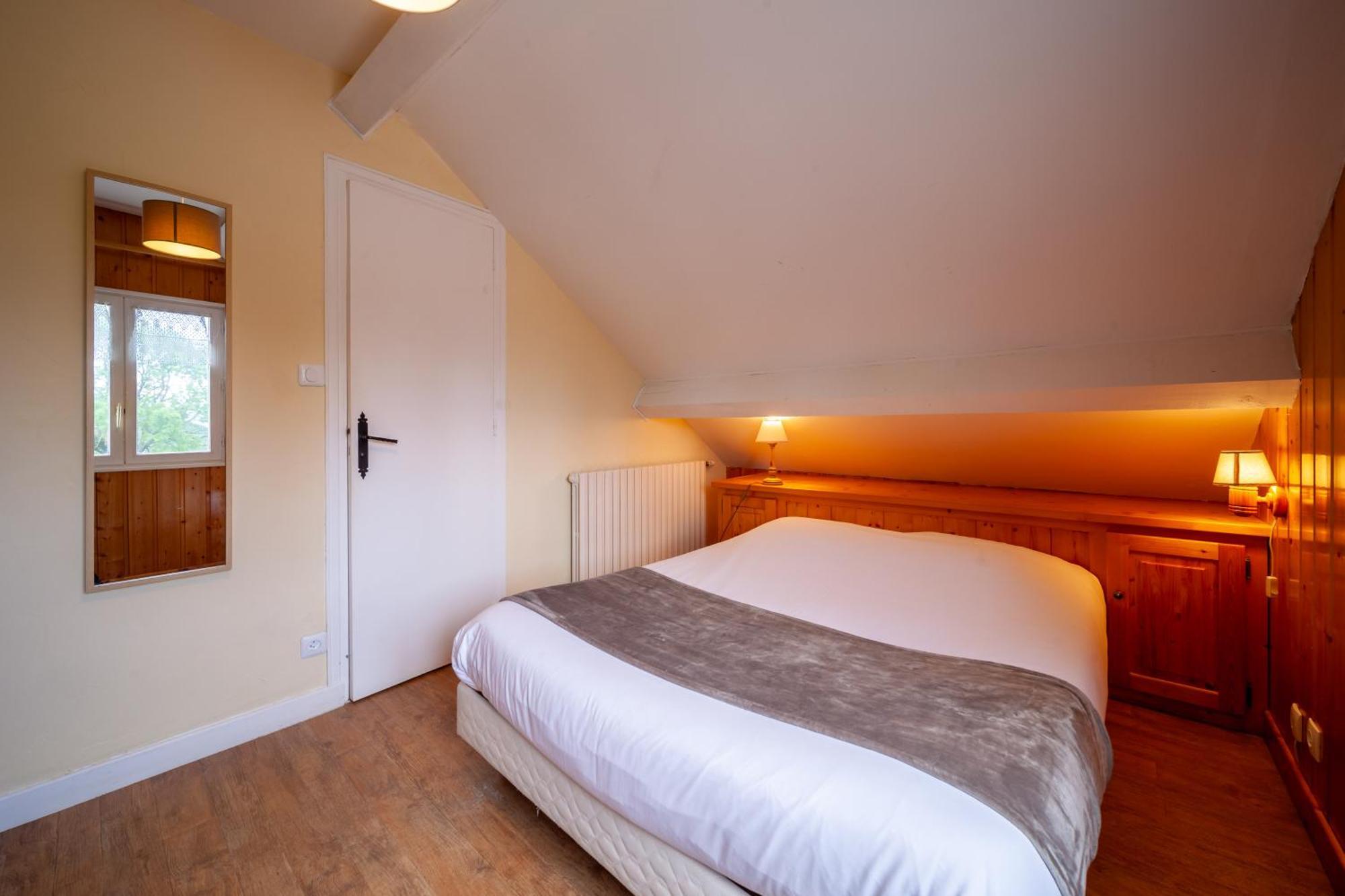 Auberge Des Montauds - Hotel & Restaurant Villard-de-Lans Habitación foto