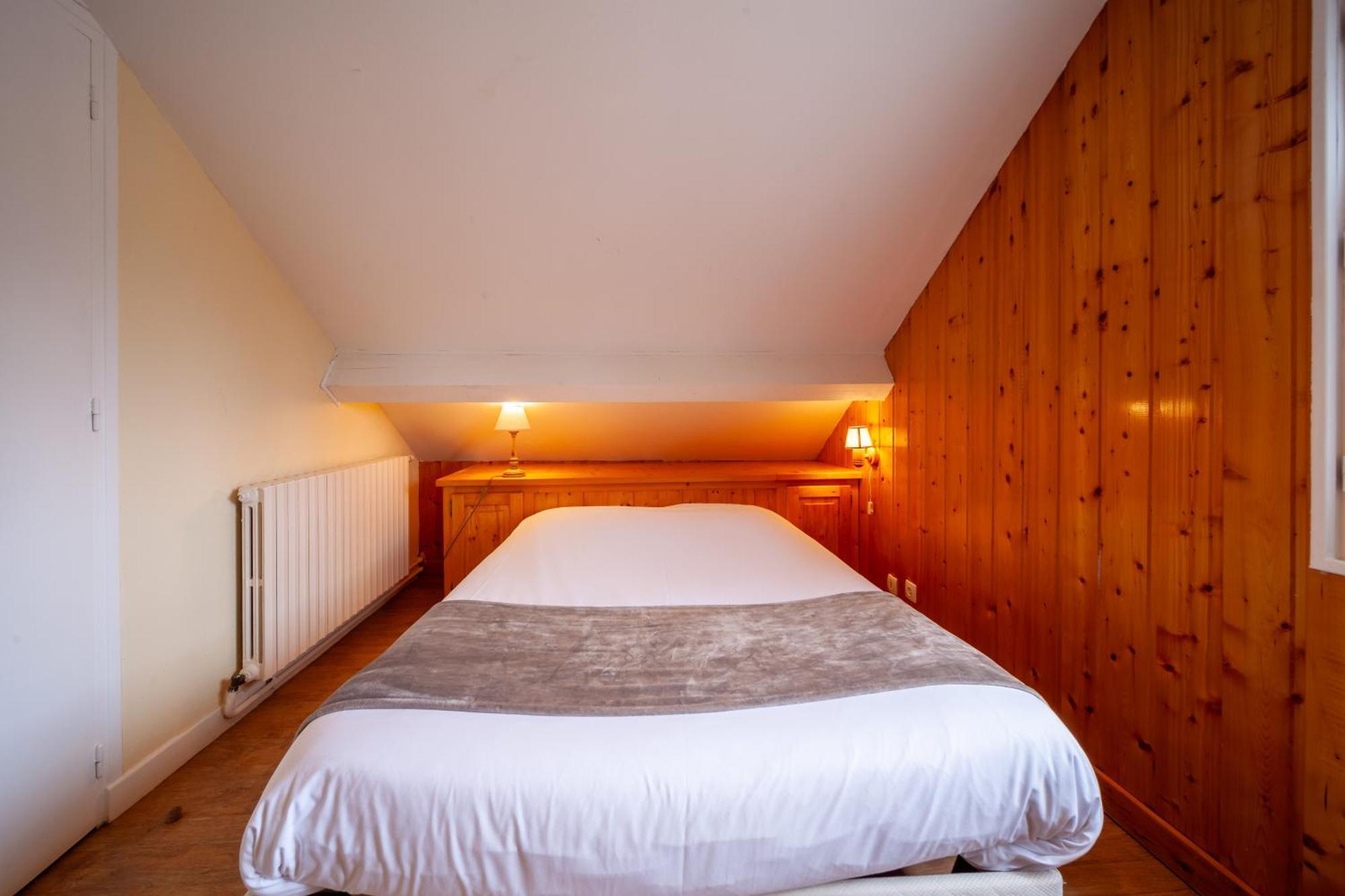 Auberge Des Montauds - Hotel & Restaurant Villard-de-Lans Habitación foto