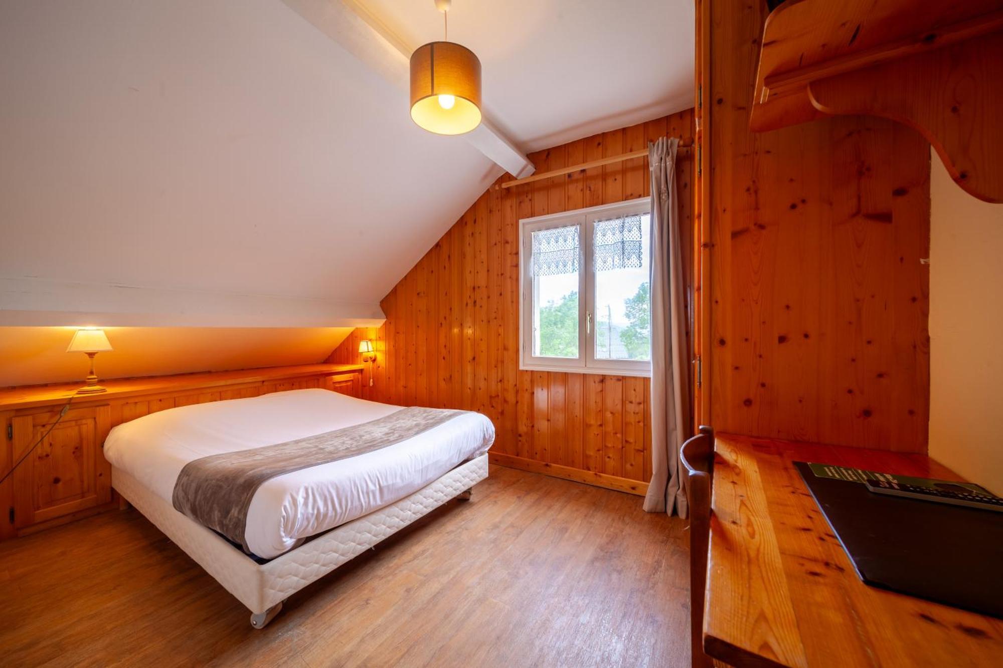 Auberge Des Montauds - Hotel & Restaurant Villard-de-Lans Habitación foto
